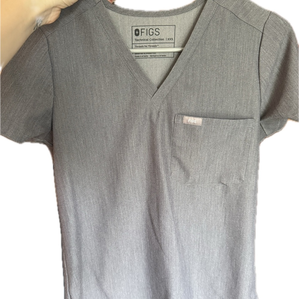 Figs Scrubs XXS Technical Collection Gray Top